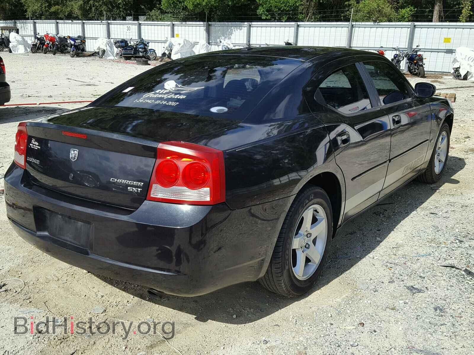 2010 DODGE CHARGER - VIN: 2B3CA3CV6AH253308 - Фото 4