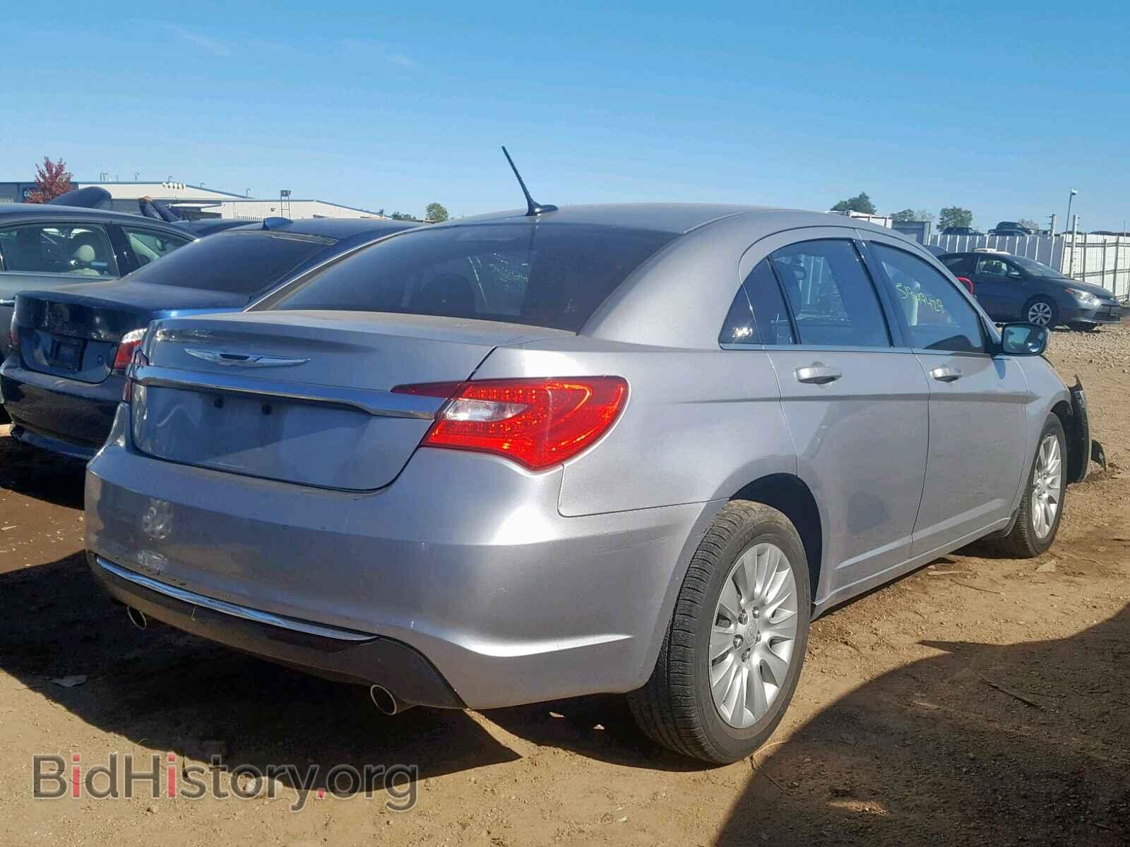 2013 CHRYSLER 200 - VIN: 1C3CCBAG6DN724235 - Фото 4