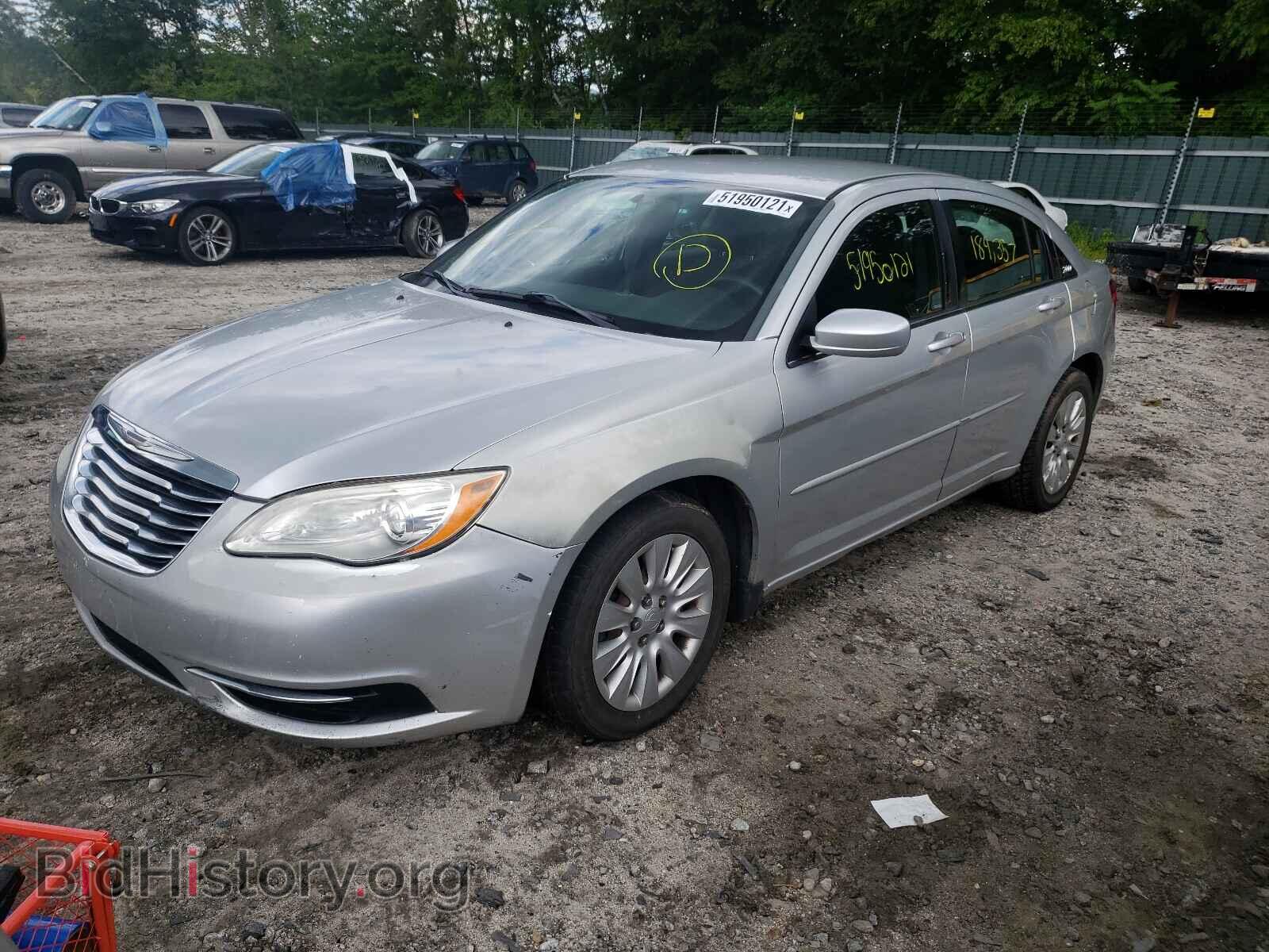 2012 CHRYSLER 200 - VIN: 1C3CCBAB5CN209956 - Фото 2