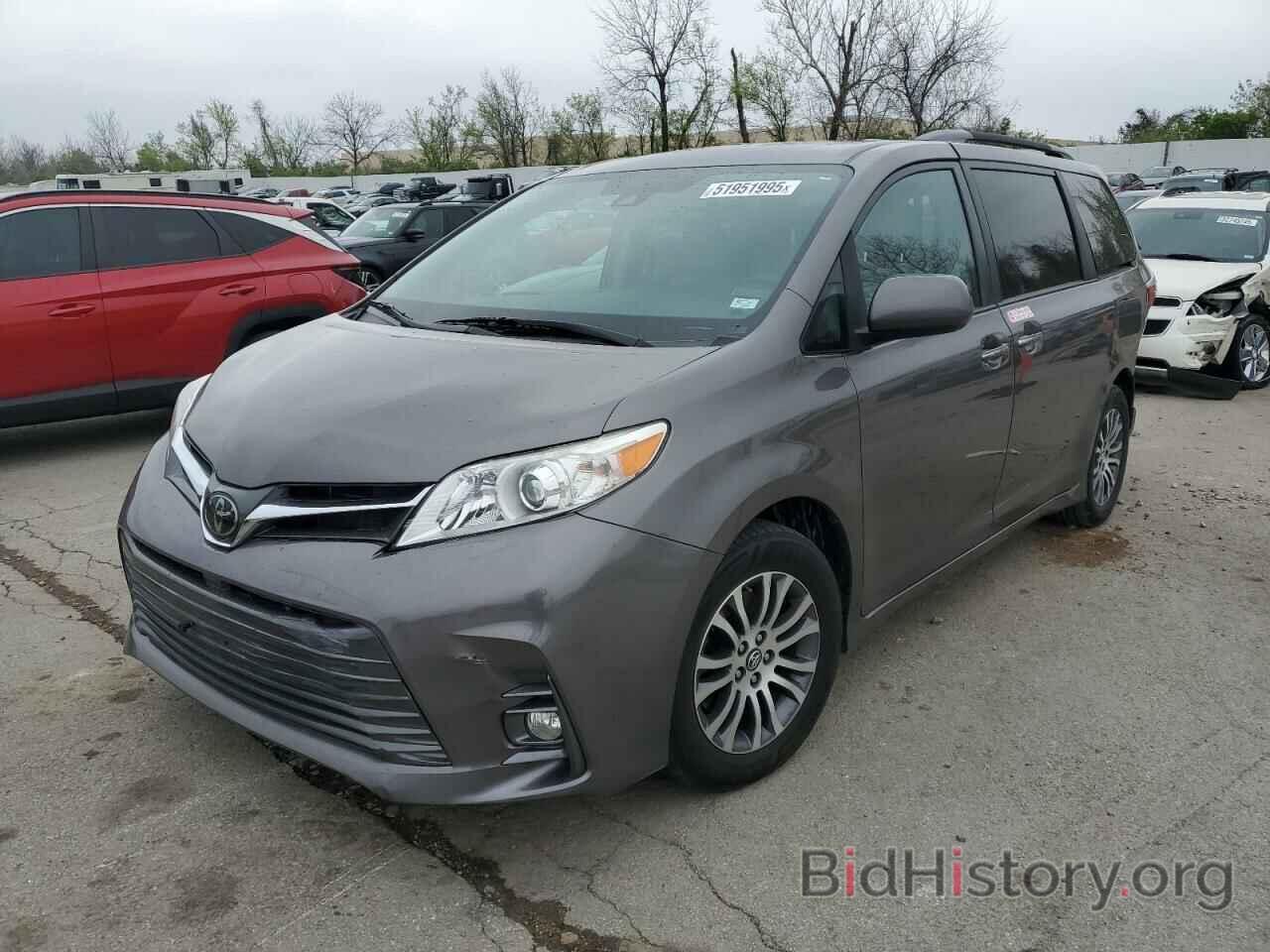 Photo 5TDYZ3DC1KS015587 - TOYOTA All Models 2019