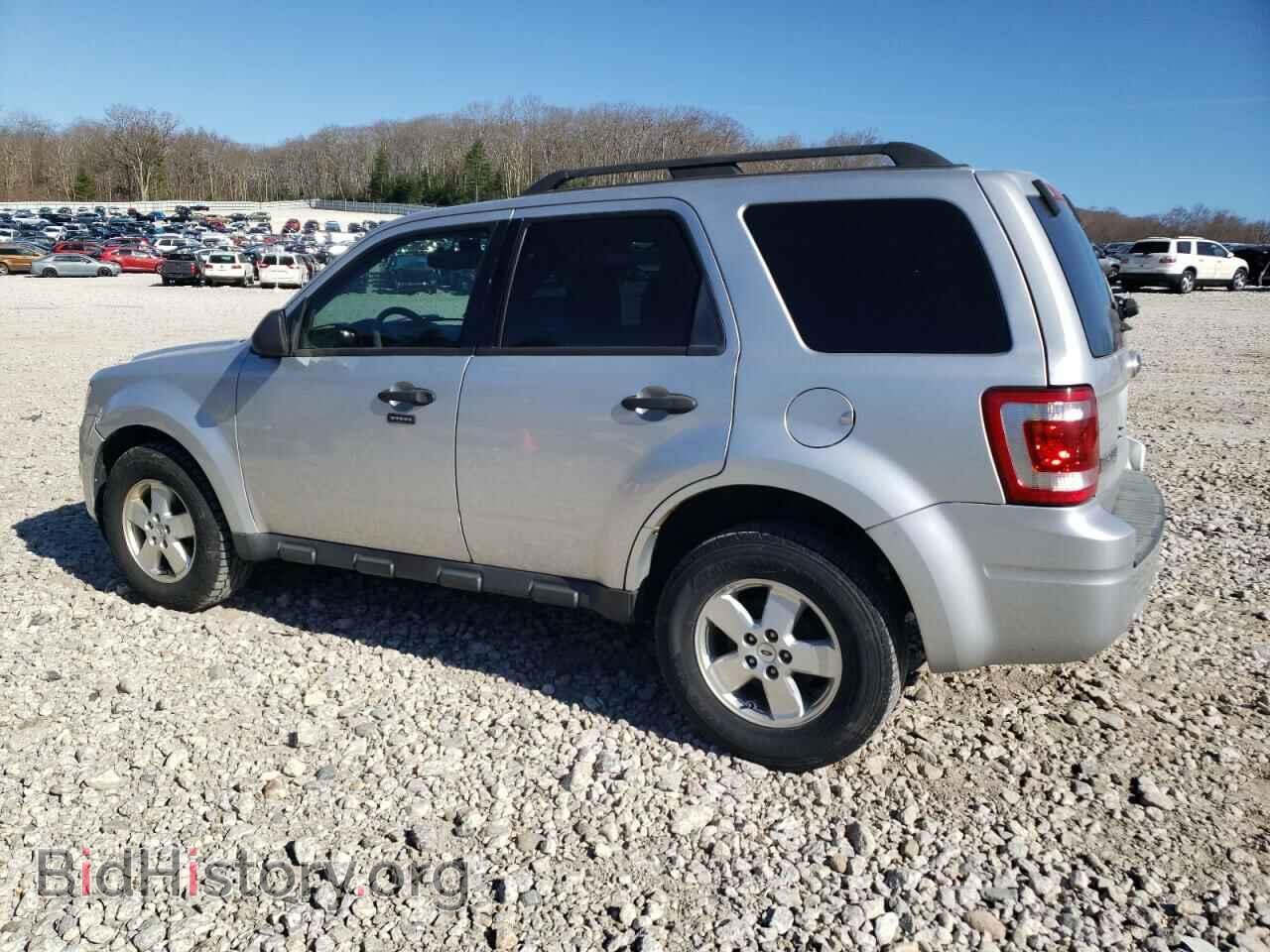 2011 FORD ESCAPE - VIN: 1FMCU9D70BKC15992 - Photo 2