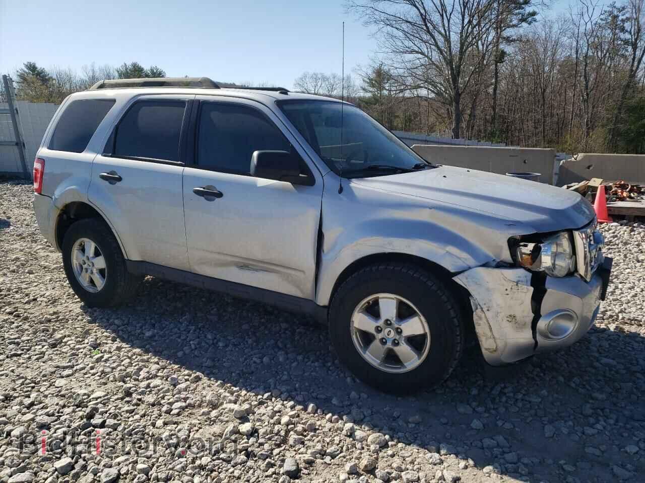 2011 FORD ESCAPE - VIN: 1FMCU9D70BKC15992 - Photo 4