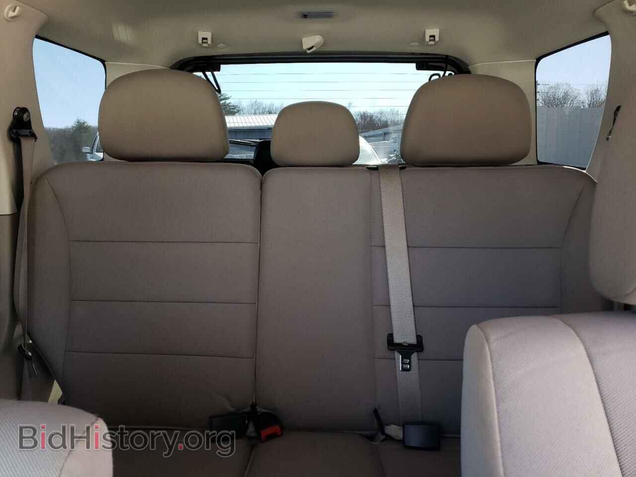 2011 FORD ESCAPE - VIN: 1FMCU9D70BKC15992 - Photo 10