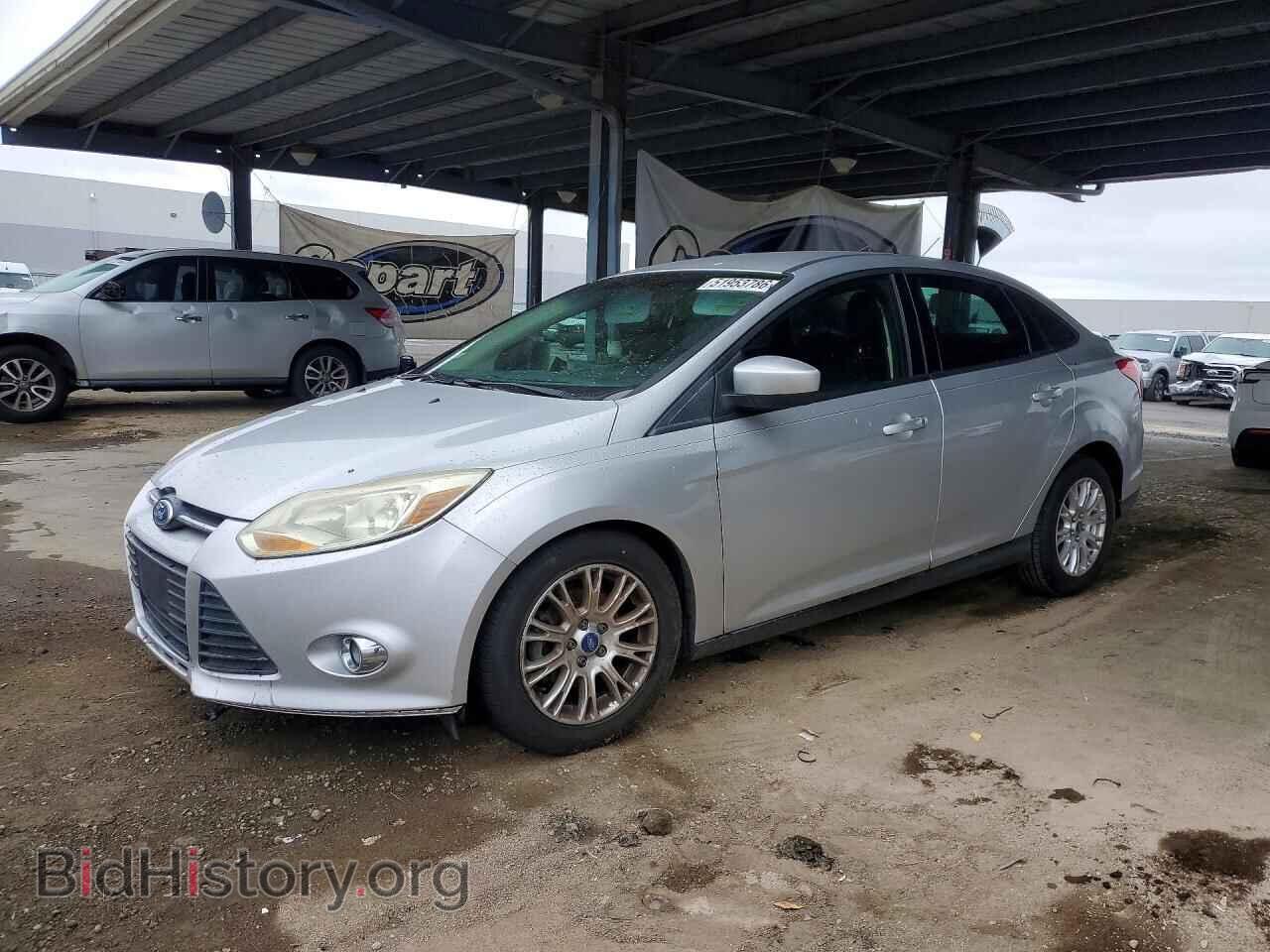 Photo 1FAHP3F22CL142321 - FORD FOCUS 2012