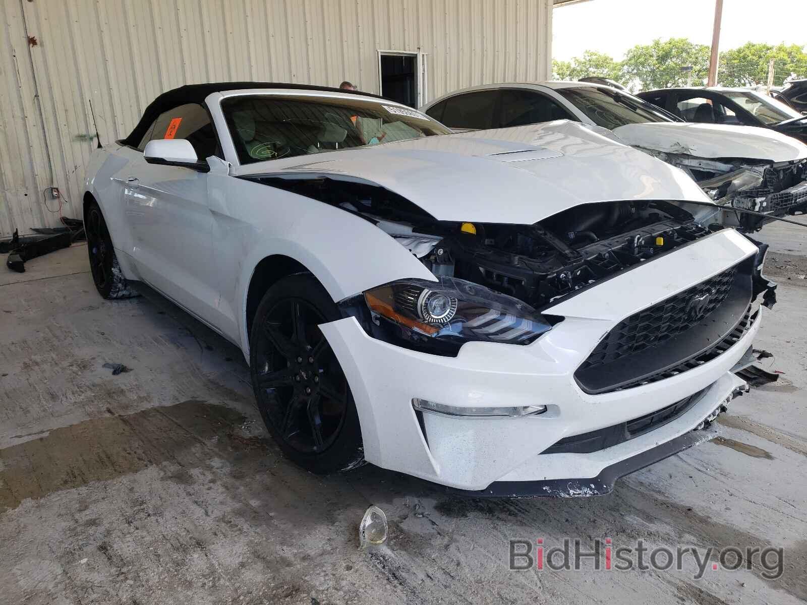 Photo 1FATP8UH2J5124272 - FORD MUSTANG 2018