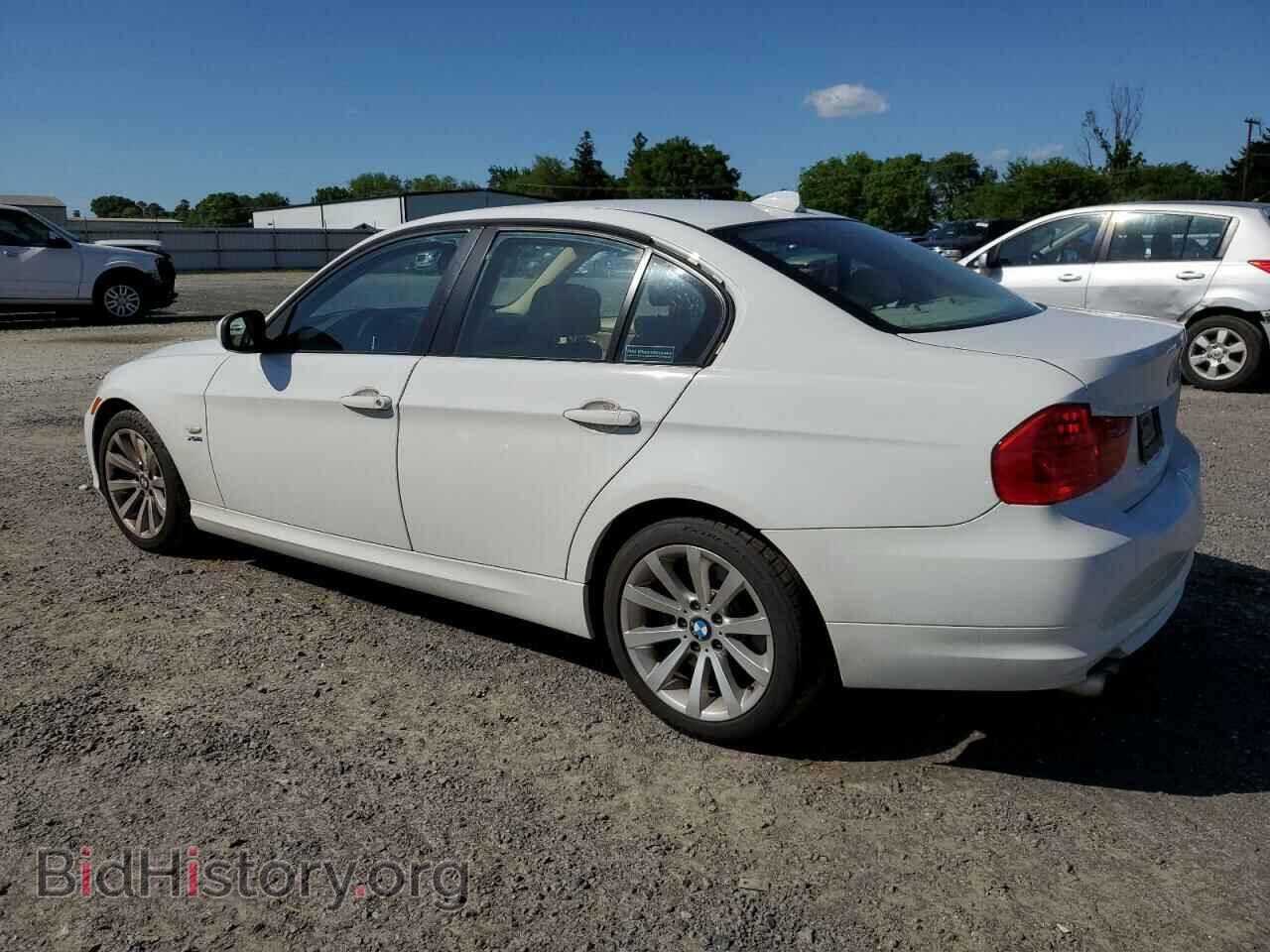 2011 BMW 3 SERIES - VIN: WBAPK7C51BF196603 - Фото 2