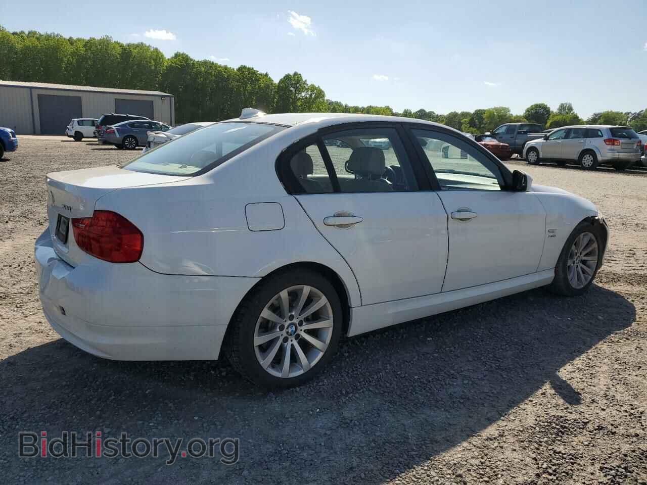 2011 BMW 3 SERIES - VIN: WBAPK7C51BF196603 - Фото 3