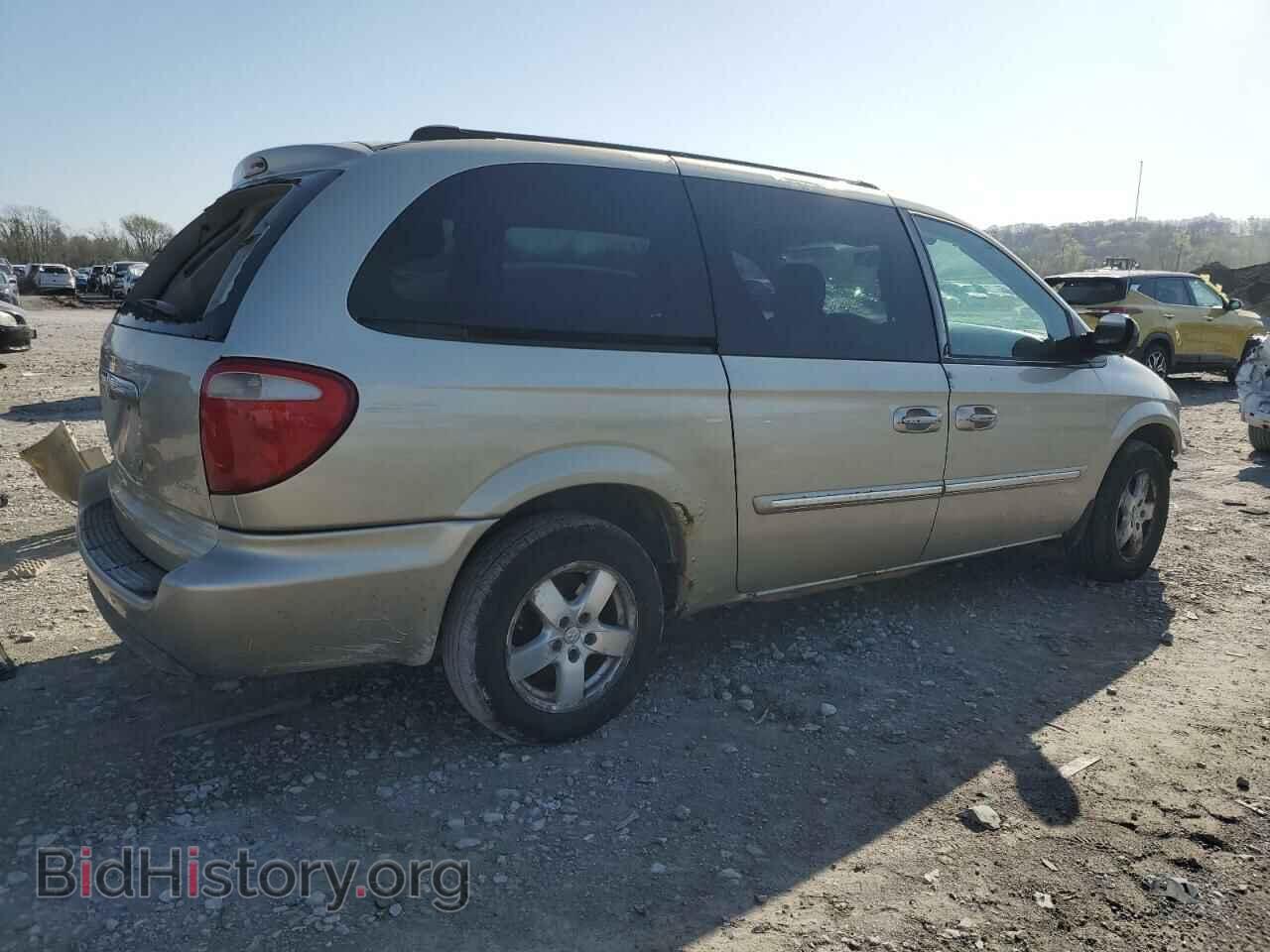 2005 CHRYSLER MINIVAN - VIN: 2C8GP54L15R238589 - Фото 3