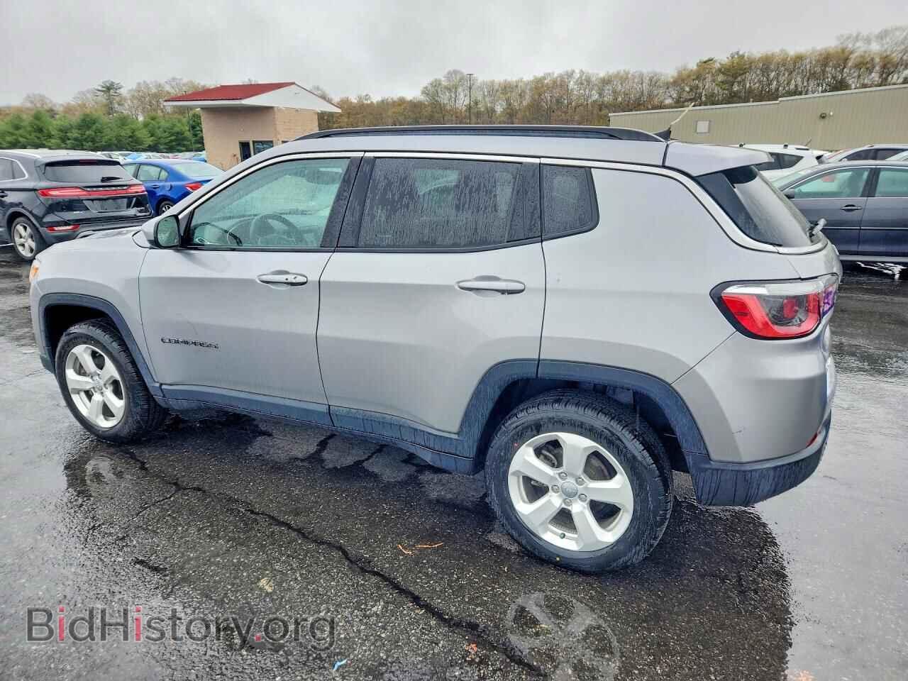 2018 JEEP COMPASS - VIN: 3C4NJDBB2JT282672 - Фото 2