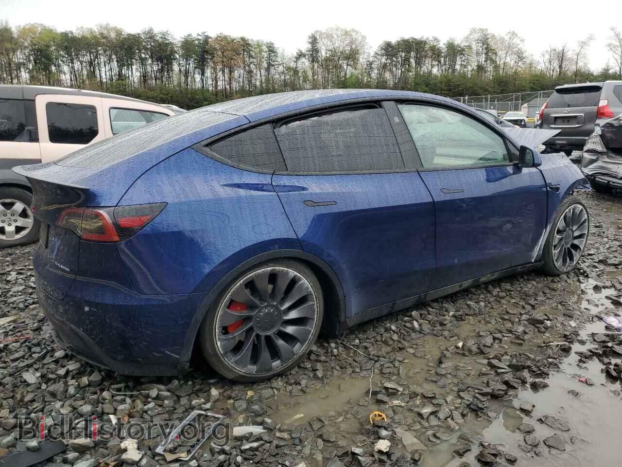 2024 TESLA MODEL Y - VIN: 7SAYGDEF8RA320717 - Photo 3