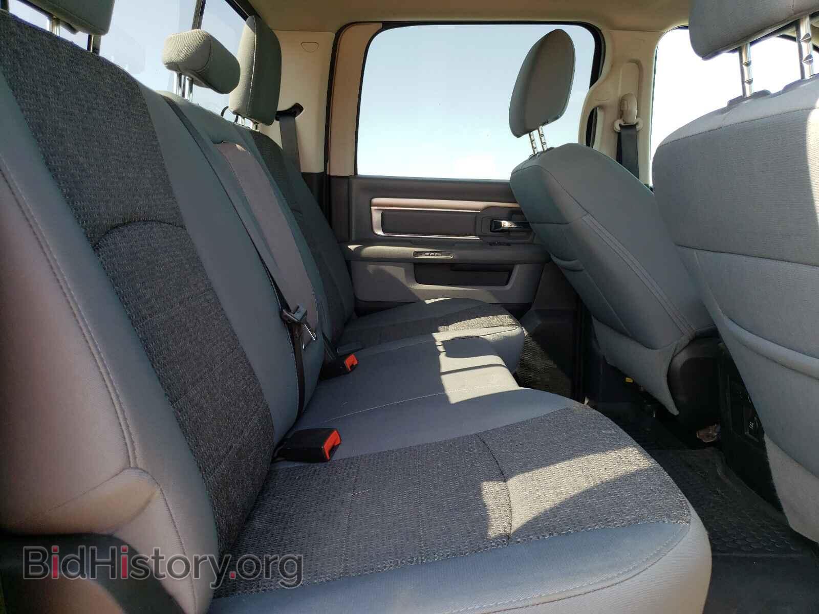 2017 RAM 3500 - VIN: 3C63R3HLXHG556561 - Фото 6