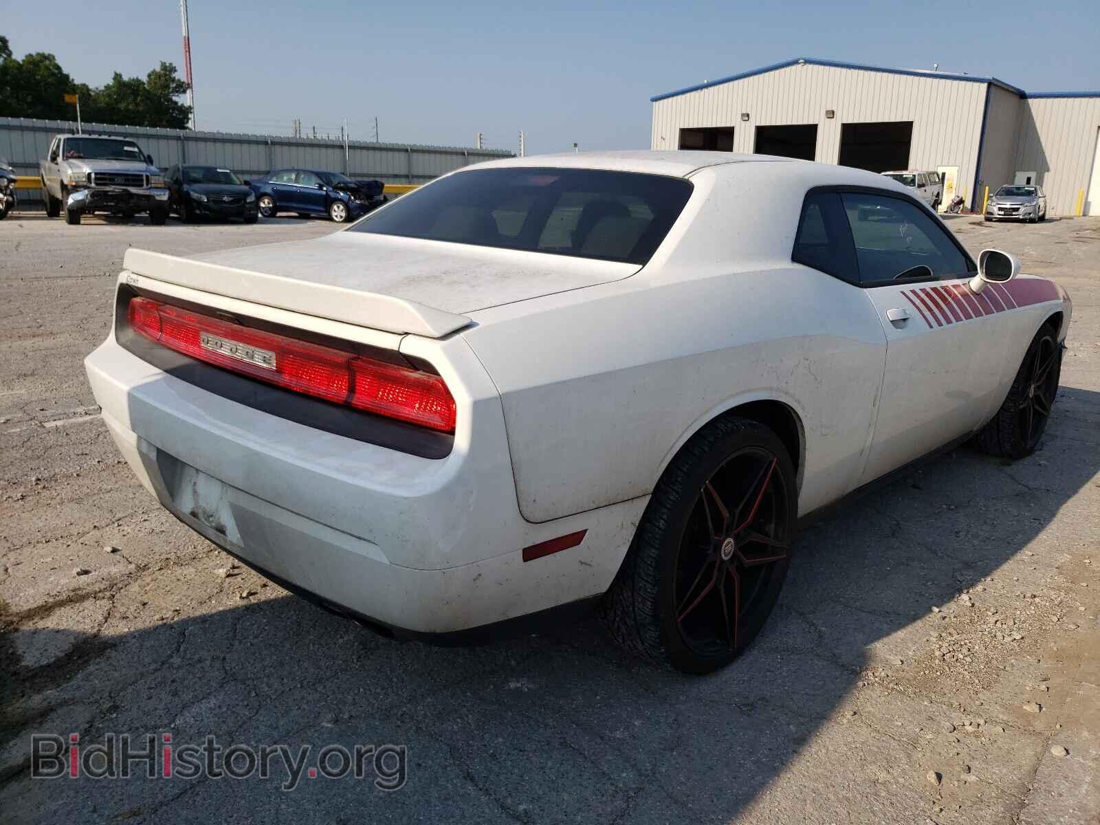 2014 DODGE CHALLENGER - VIN: 2C3CDYAG5EH126826 - Фото 4