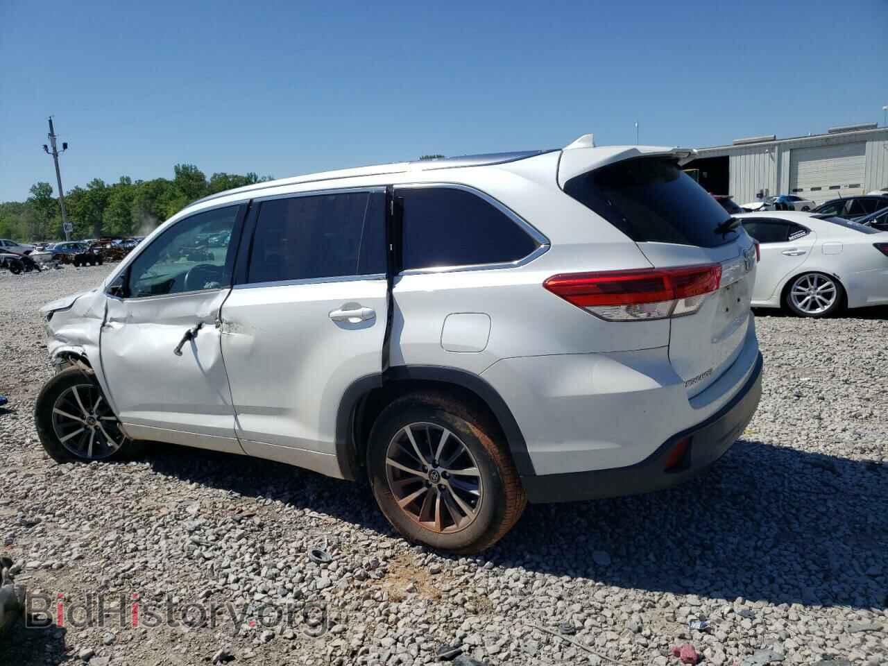 2017 TOYOTA HIGHLANDER - VIN: 5TDKZRFH1HS200328 - Фото 2