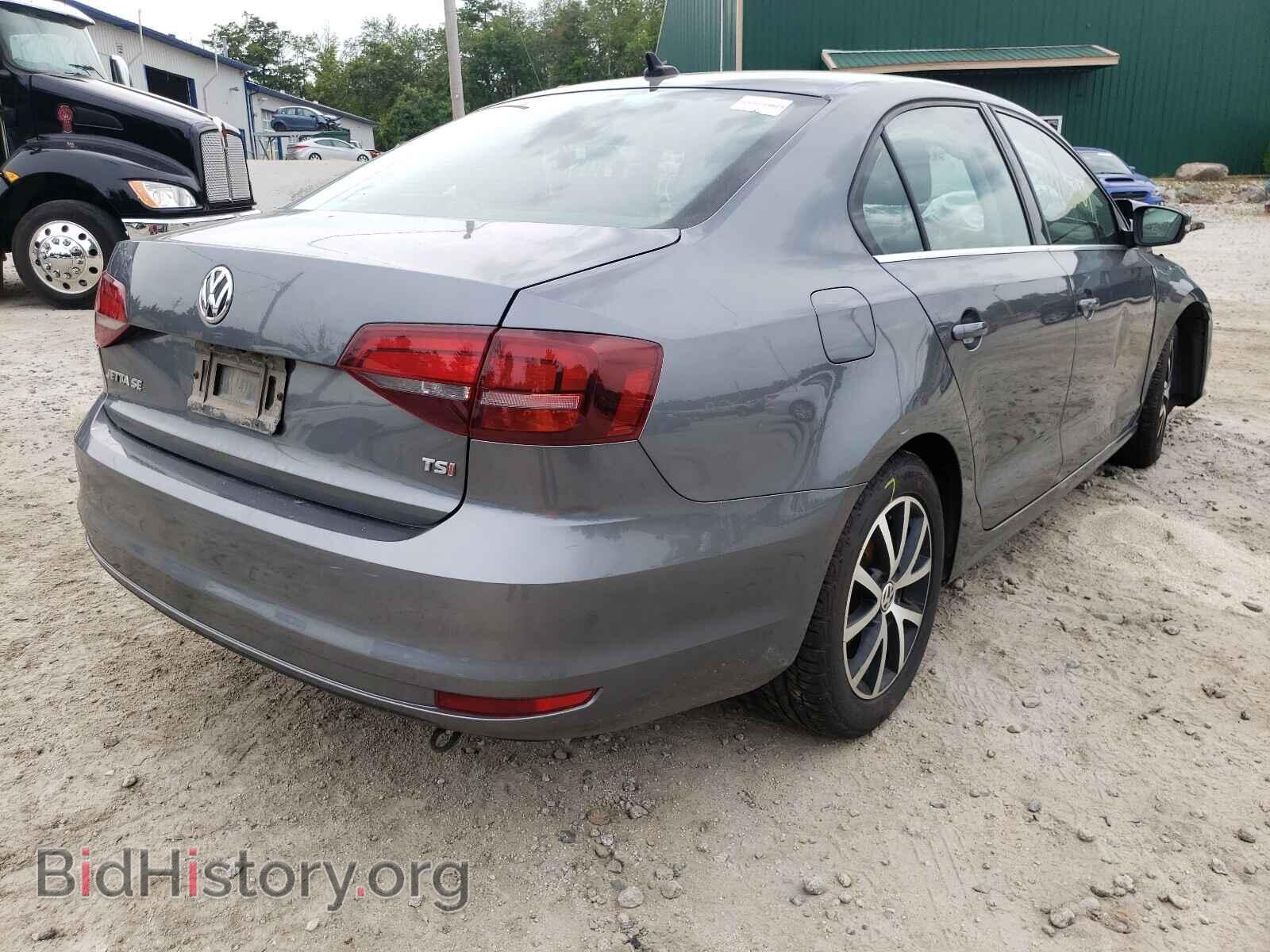 2017 VOLKSWAGEN JETTA - VIN: 3VWB67AJ6HM318329 - Фото 4
