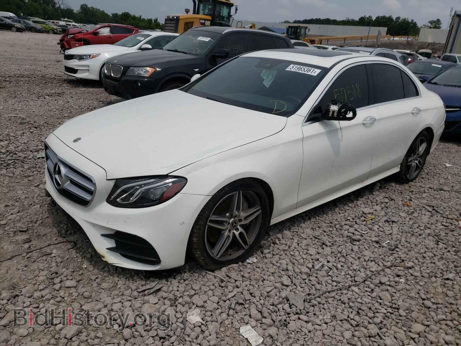 2018 MERCEDES-BENZ E-CLASS - VIN: WDDZF4JB1JA428299 - Фото 2
