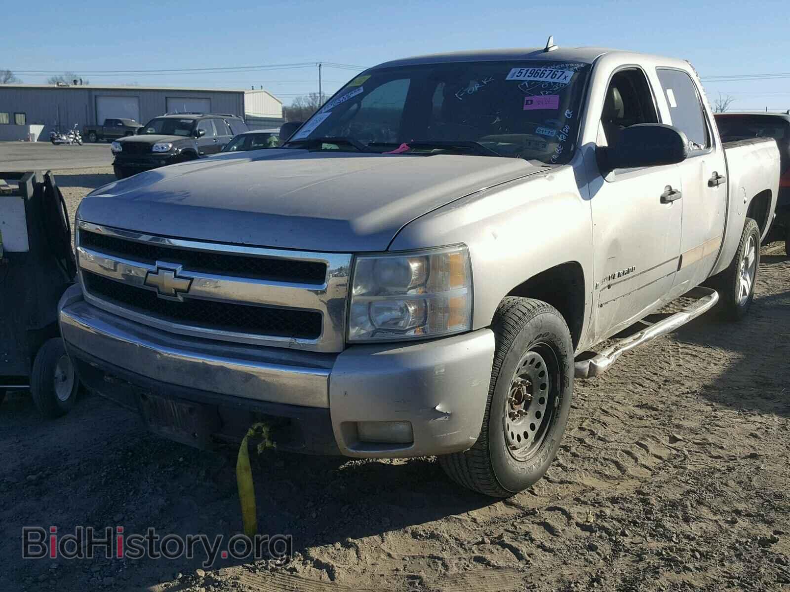 2007 CHEVROLET SILVERADO - VIN: 2GCEC13J871511154 - Фото 2