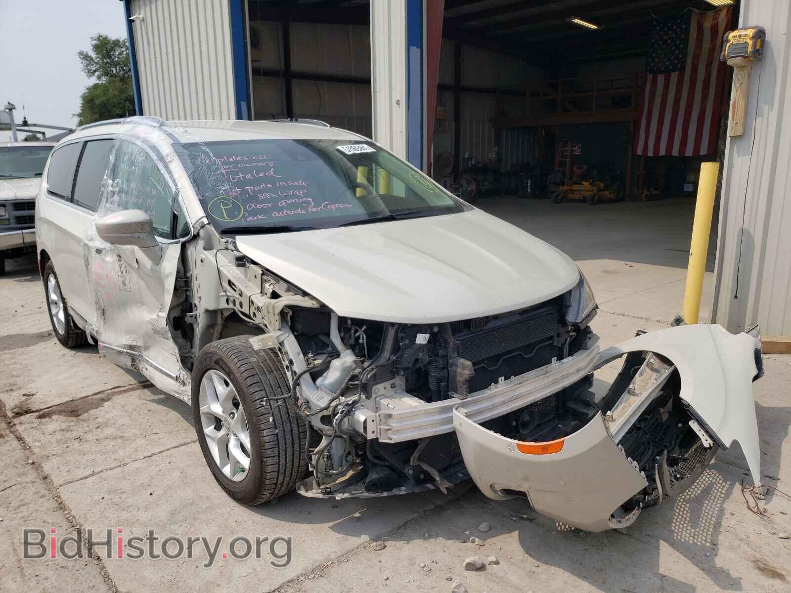 Фотография 2C4RC1EG3HR663557 - CHRYSLER PACIFICA 2017
