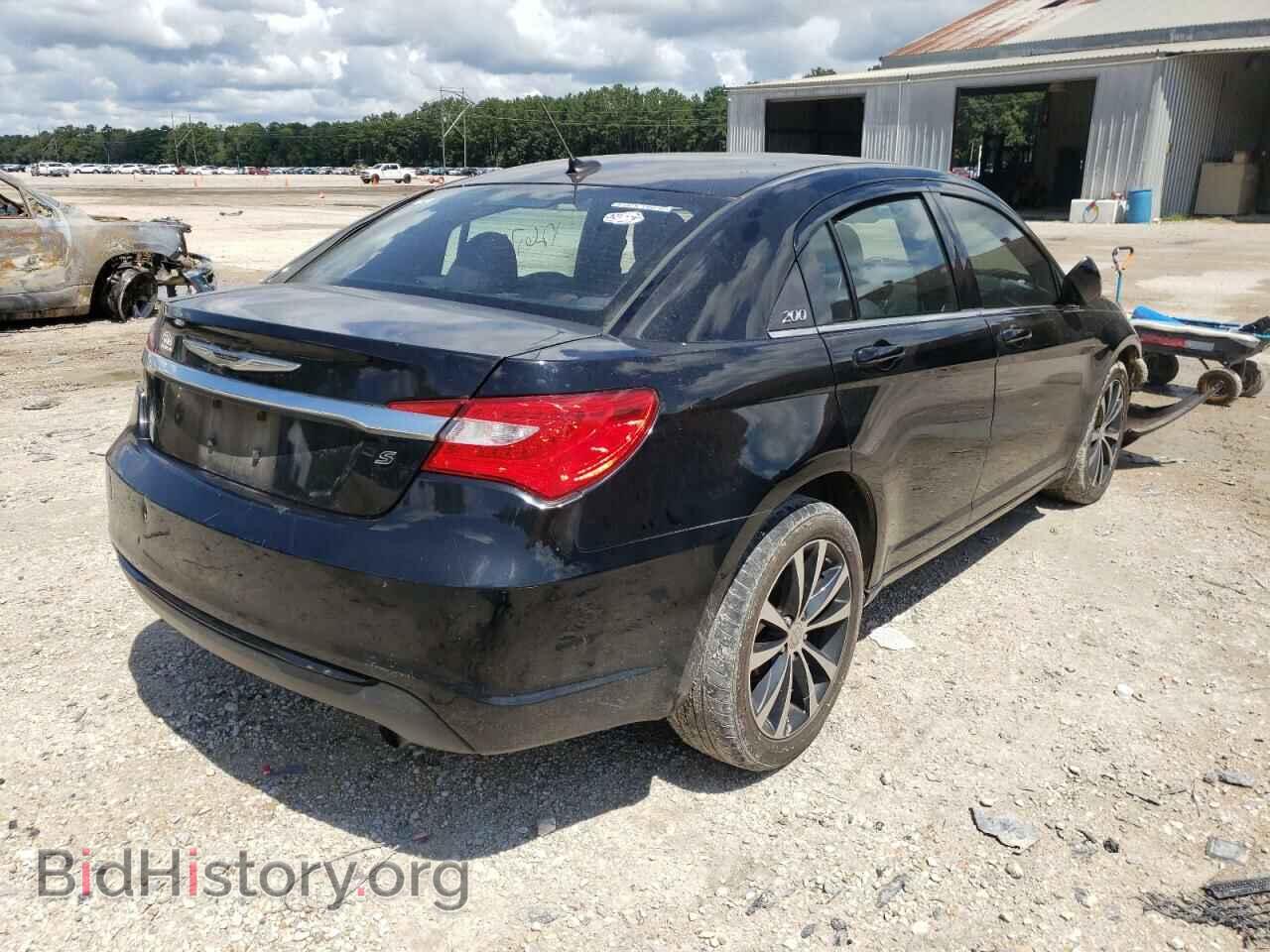 2013 CHRYSLER 200 - VIN: 1C3CCBBB2DN627455 - Photo 4
