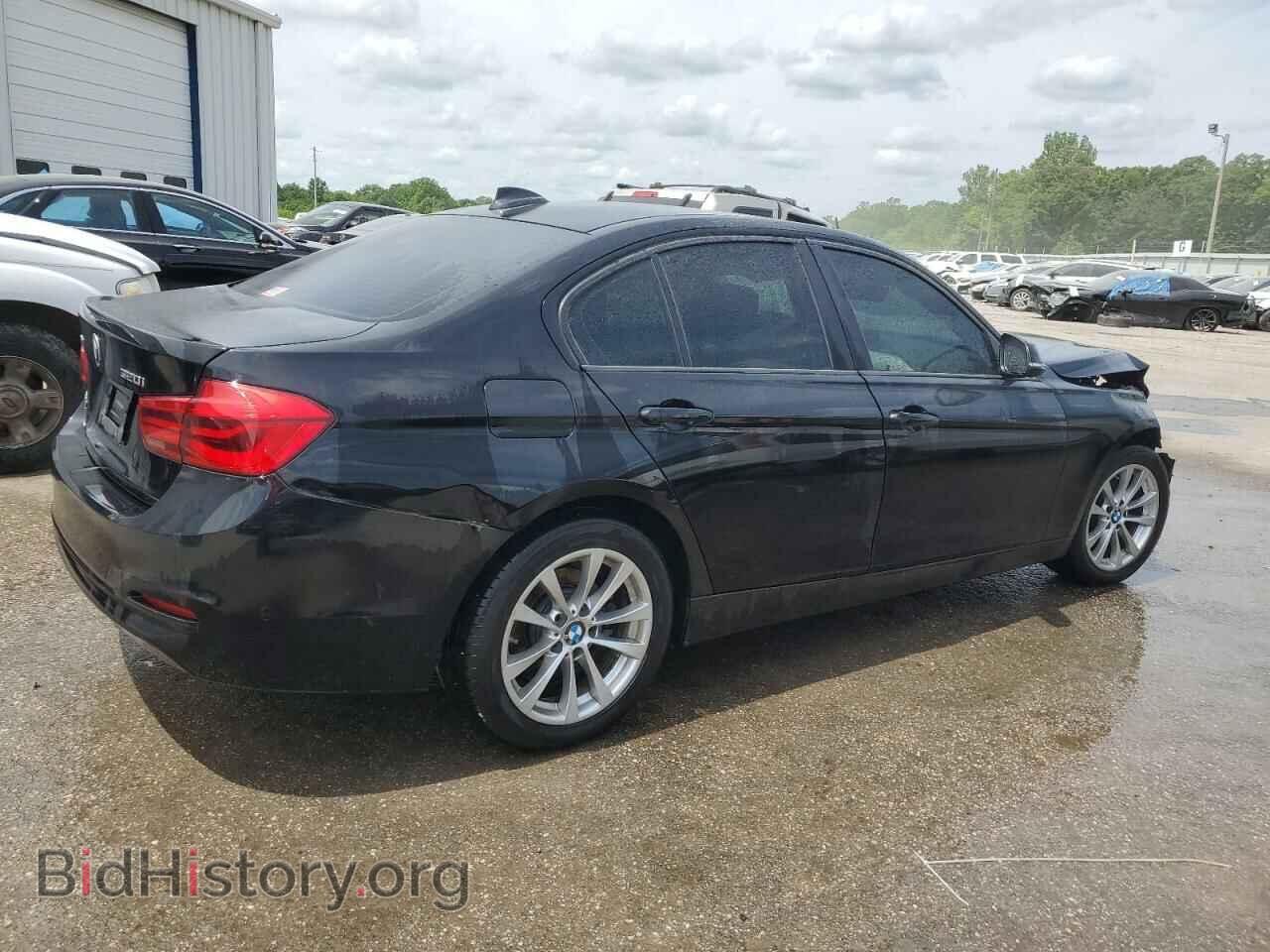 2017 BMW 3 SERIES - VIN: WBA8E5G38HNU43347 - Фото 3