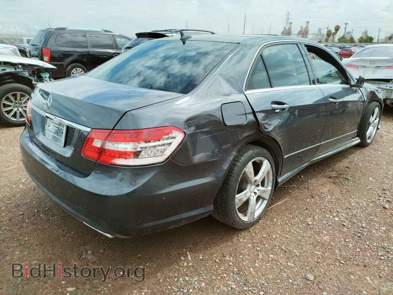 2010 MERCEDES-BENZ E-CLASS - VIN: WDDHF5GB9AA210233 - Фото 4