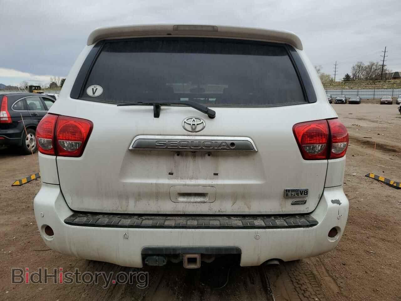 2011 TOYOTA SEQUOIA - VIN: 5TDDW5G10BS049078 - Фото 6