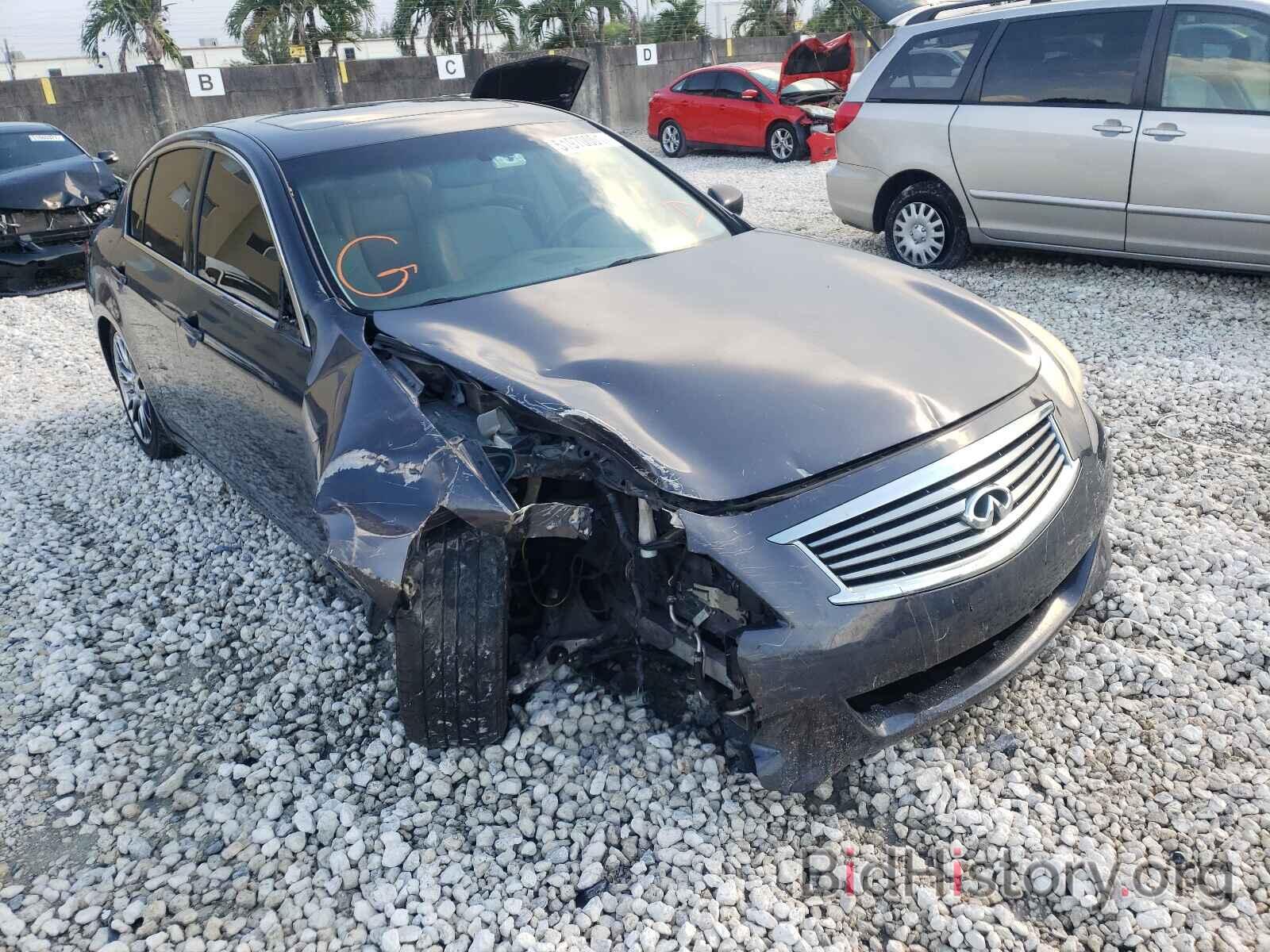 Photo JN1CV6AP7AM203347 - INFINITI G37 2010