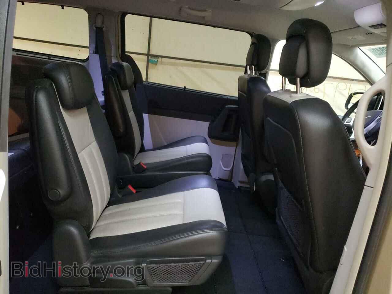 2010 CHRYSLER MINIVAN - VIN: 2A4RR8DX1AR496205 - Фото 6