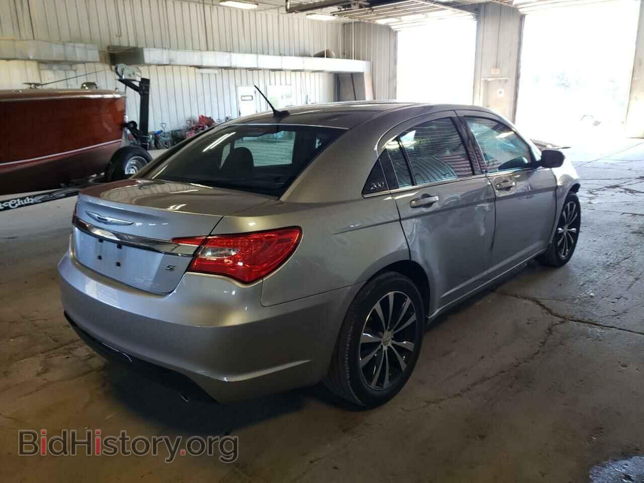 2014 CHRYSLER 200 - VIN: 1C3CCBBG1EN157738 - Фото 4