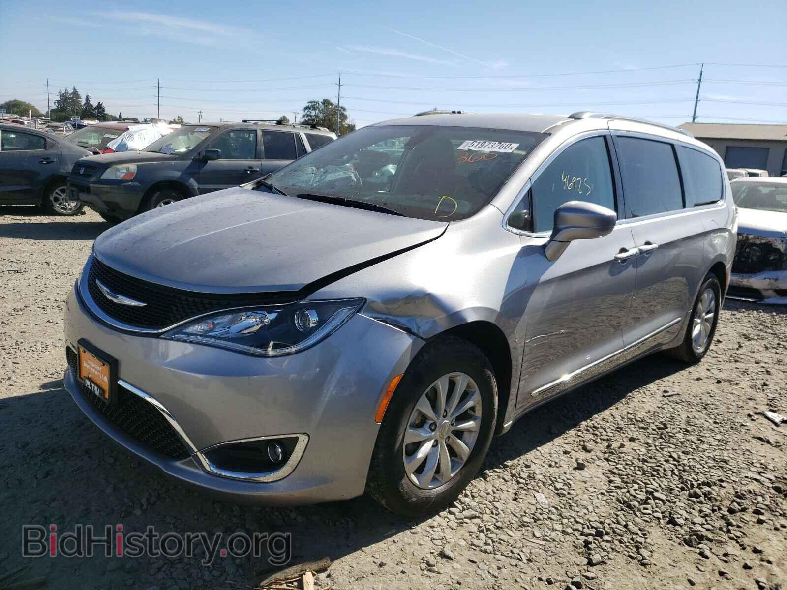 2019 CHRYSLER PACIFICA - VIN: 2C4RC1BG8KR539957 - Фото 2
