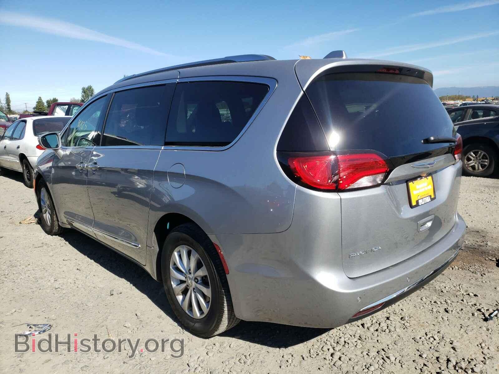 2019 CHRYSLER PACIFICA - VIN: 2C4RC1BG8KR539957 - Фото 3