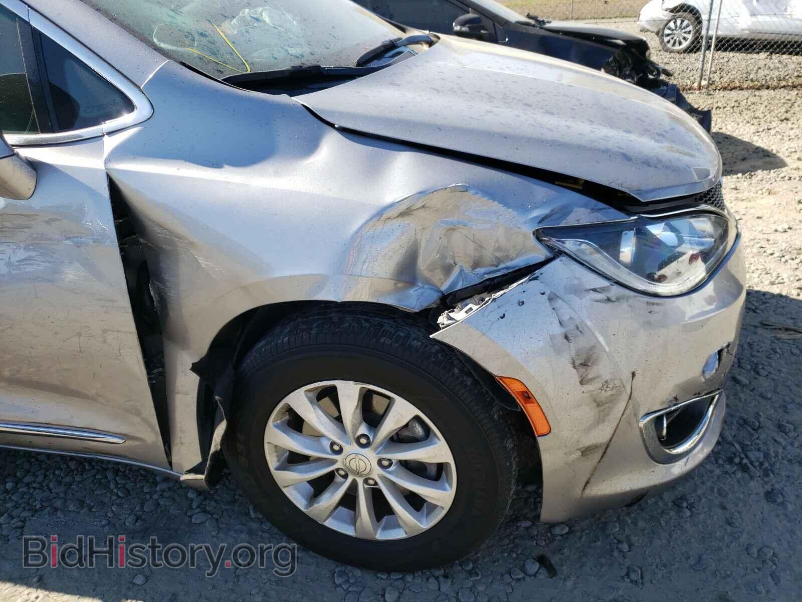 2019 CHRYSLER PACIFICA - VIN: 2C4RC1BG8KR539957 - Фото 9