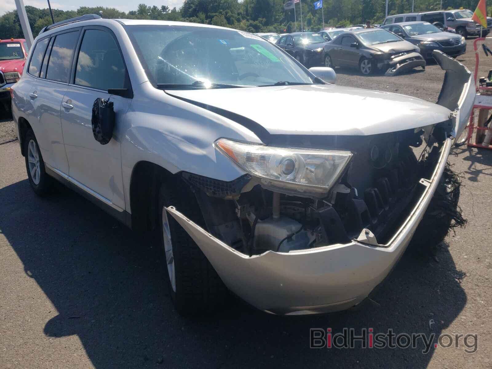 Photo 5TDBK3EH0DS213696 - TOYOTA HIGHLANDER 2013