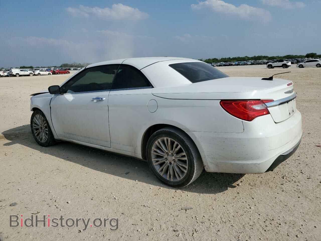 2012 CHRYSLER 200 - VIN: 1C3BCBFG2CN211194 - Фото 2
