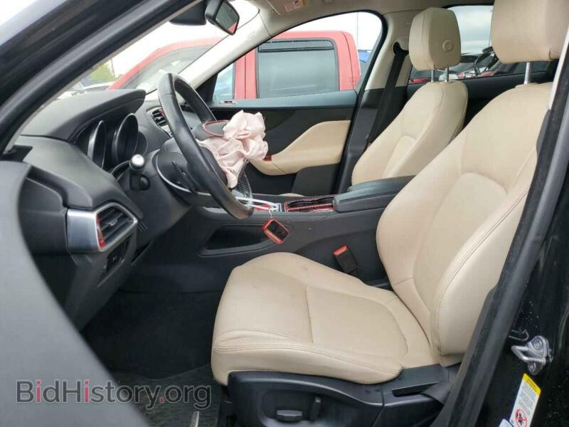 2017 Jaguar F-PACE (VIN SADCJ2BV3HA099146) — photo 7 of 13