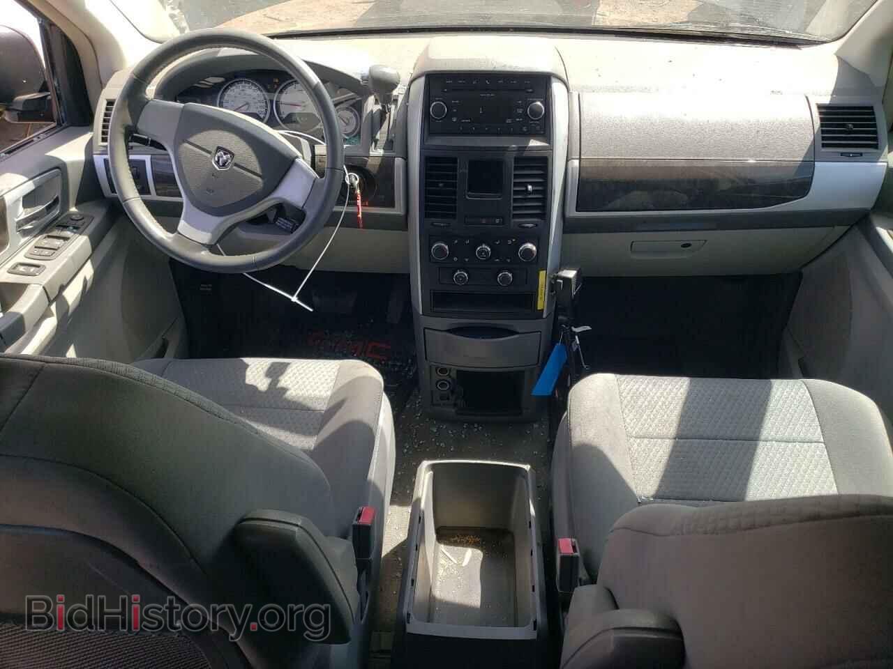 2010 DODGE CARAVAN - VIN: 2D4RN5D15AR169076 - Photo 8