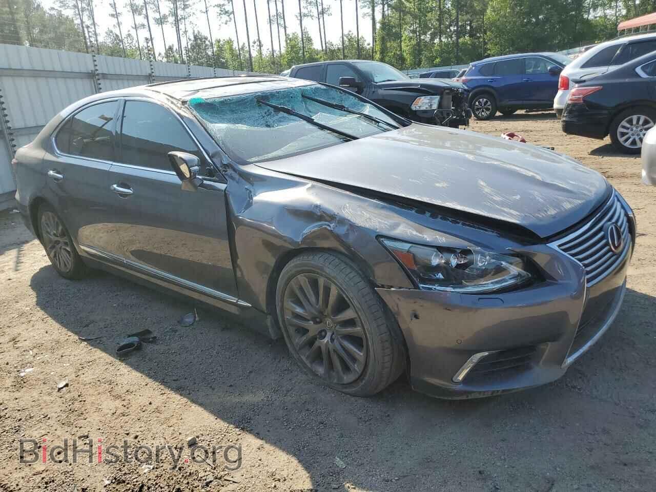 2013 LEXUS LS460 - VIN: JTHBL5EF6D5123108 - Photo 4
