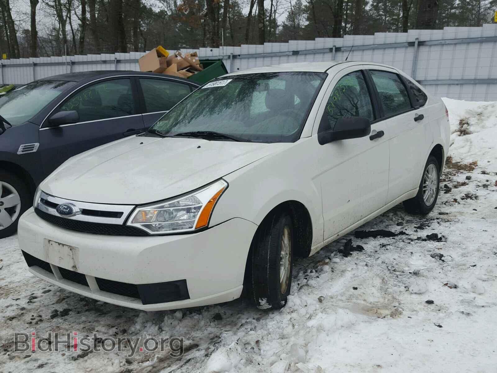 2010 FORD FOCUS - VIN: 1FAHP3FN3AW215640 - Фото 2