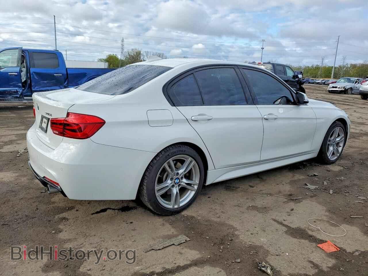2017 BMW 3 SERIES - VIN: WBA8B7G55HNU37186 - Фото 3