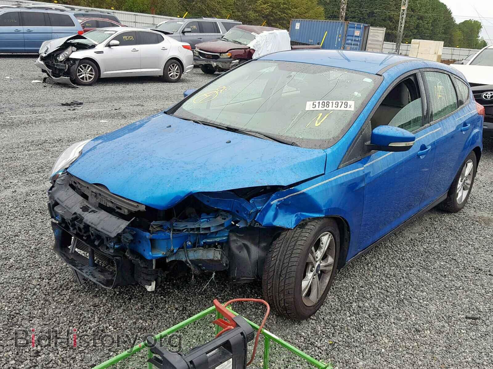 2014 FORD FOCUS SE - VIN: 1FADP3K29EL262558 - Фото 2
