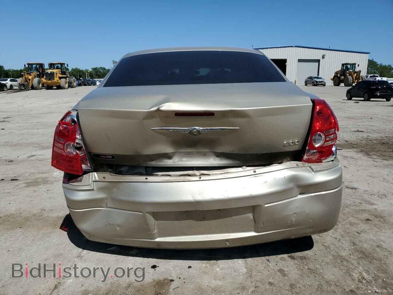 2009 CHRYSLER 300 - VIN: 2C3KA43D29H517342 - Фото 6