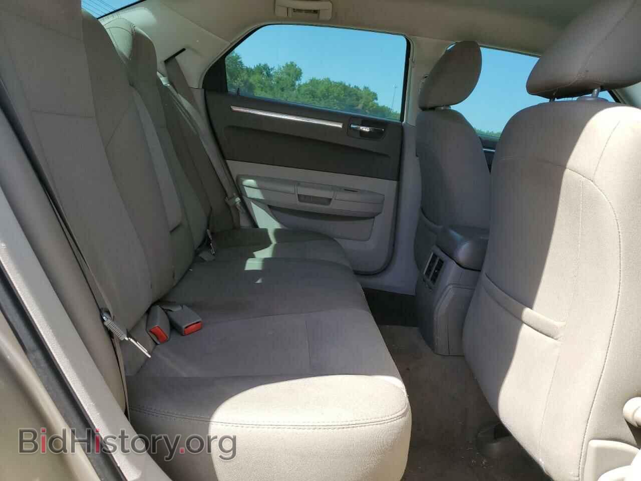 2009 CHRYSLER 300 - VIN: 2C3KA43D29H517342 - Фото 10