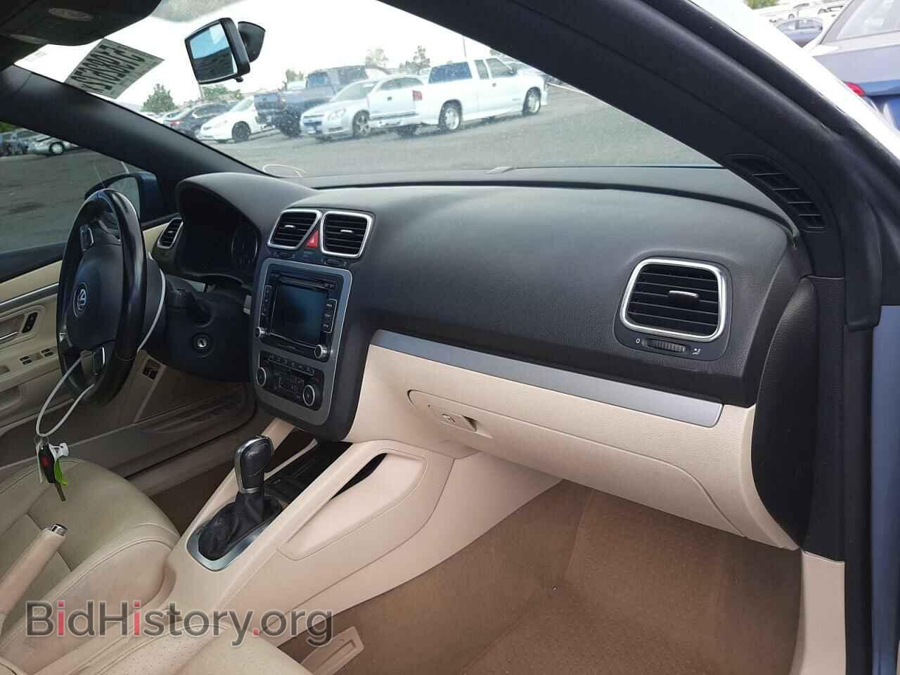 2012 VOLKSWAGEN EOS - VIN: WVWBW7AH7CV005546 - Фото 9