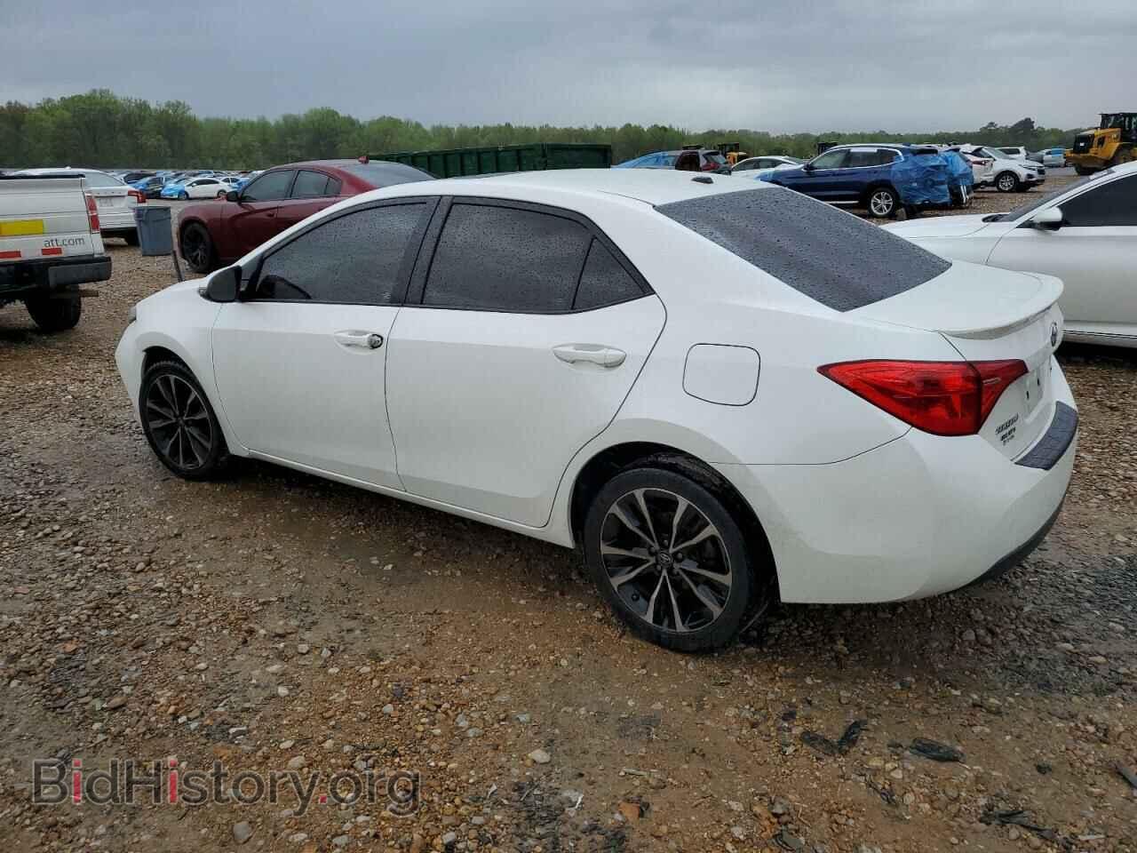 2018 TOYOTA COROLLA - VIN: 5YFBURHE3JP749934 - Фото 2