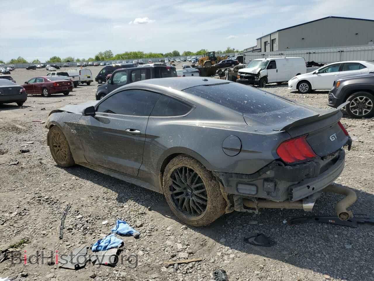 2018 FORD MUSTANG - VIN: 1FA6P8CF0J5126857 - Фото 2
