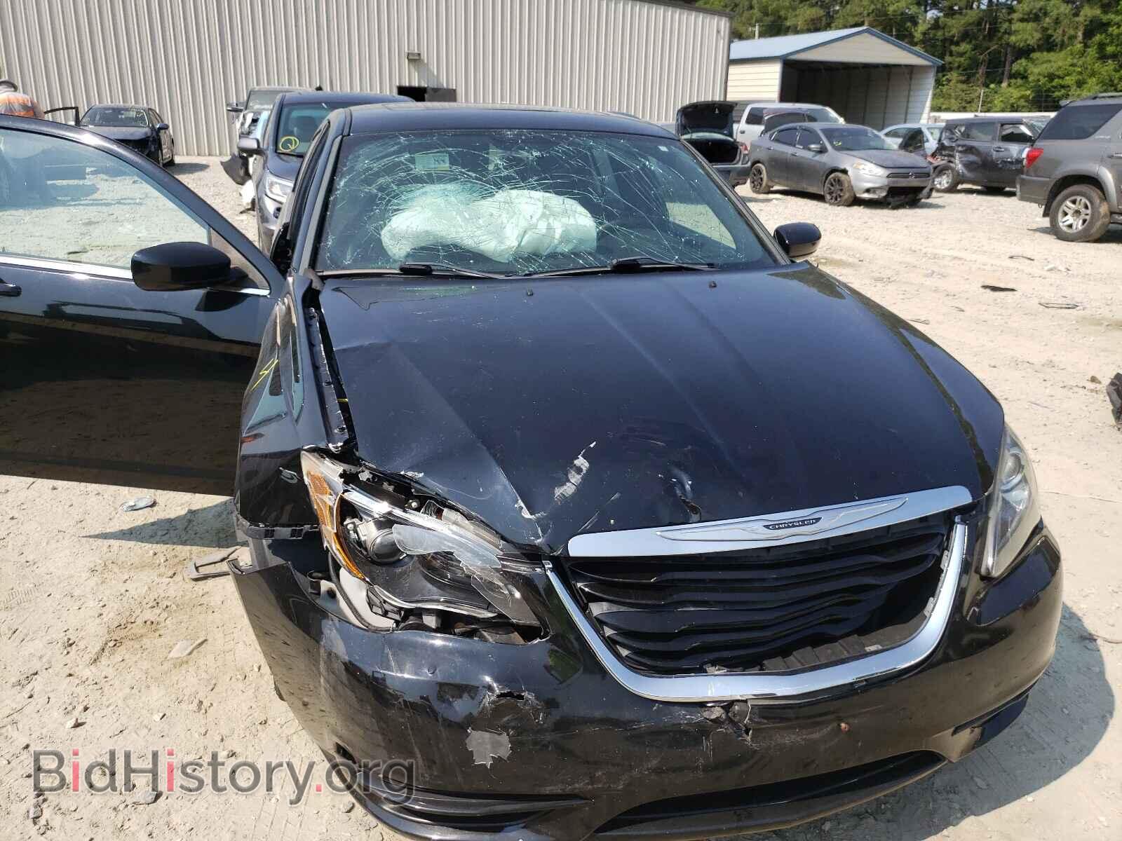 2012 CHRYSLER 200 - VIN: 1C3CCBHG1CN275809 - Фото 9