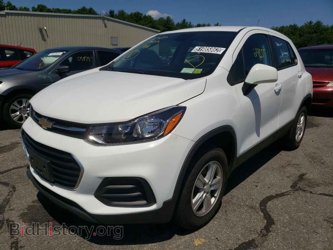 2019 CHEVROLET TRAX - VIN: 3GNCJNSB6KL236557 - Фото 2