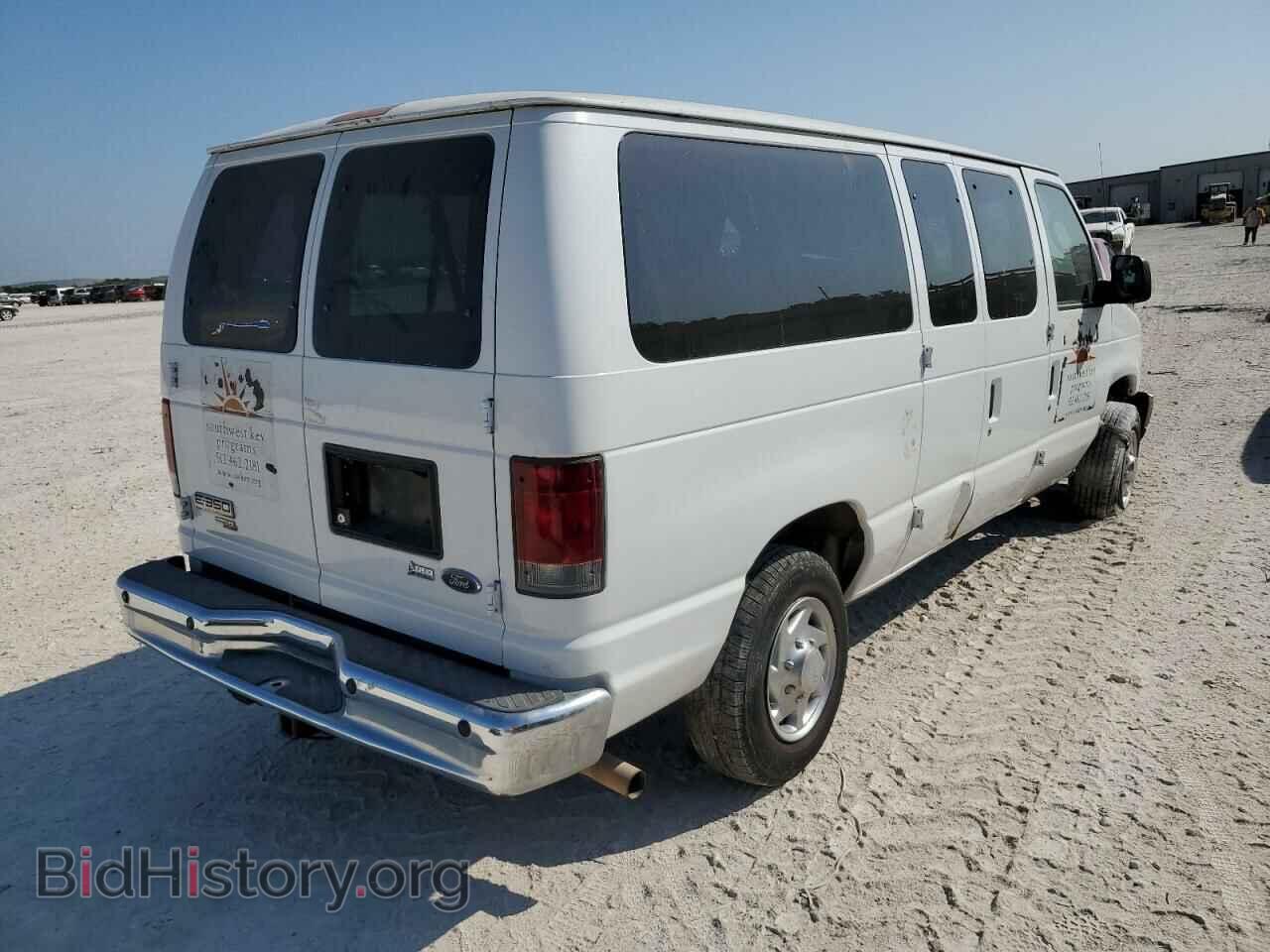 2010 FORD ECONOLINE - VIN: 1FBNE3BL5ADA04818 - Фото 4