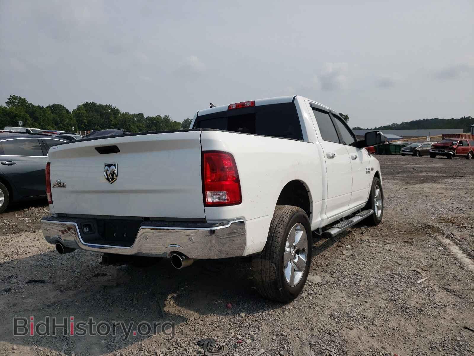 2017 RAM 1500 - VIN: 1C6RR6LT2HS744373 - Фото 4
