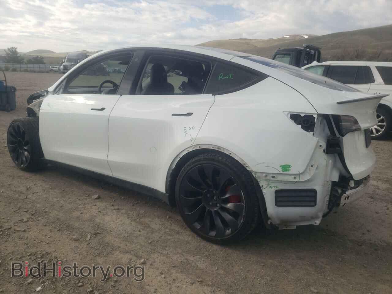 2022 TESLA MODEL Y - VIN: 7SAYGDEF6NF343071 - Фото 2