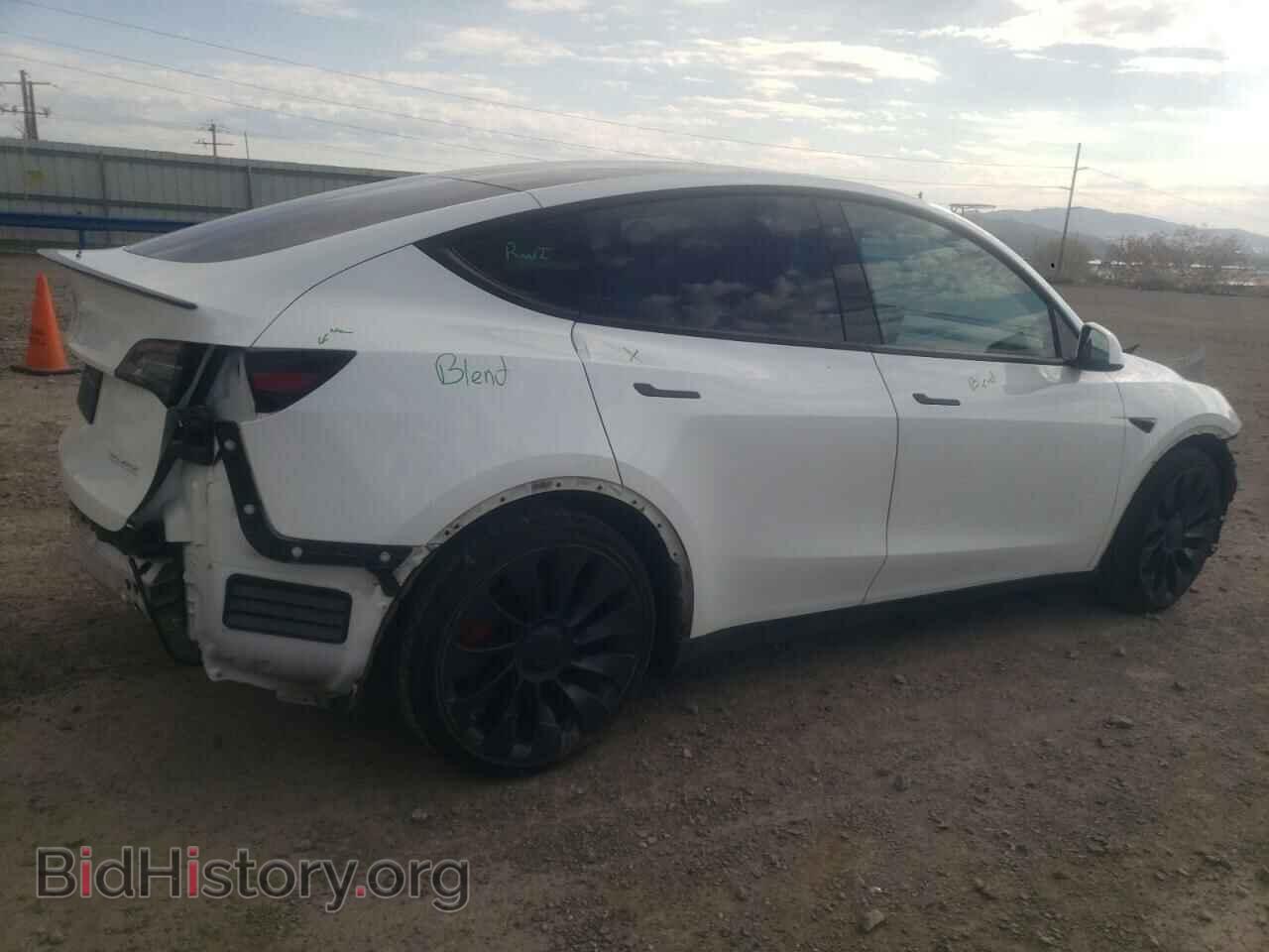 2022 TESLA MODEL Y - VIN: 7SAYGDEF6NF343071 - Фото 3